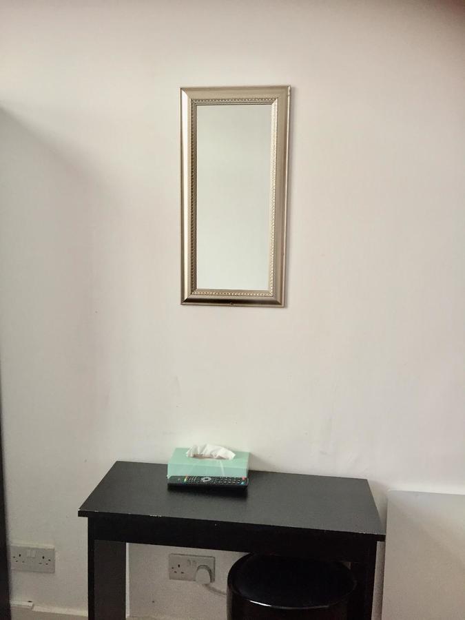 Metro House Star Accommodation 런던 외부 사진