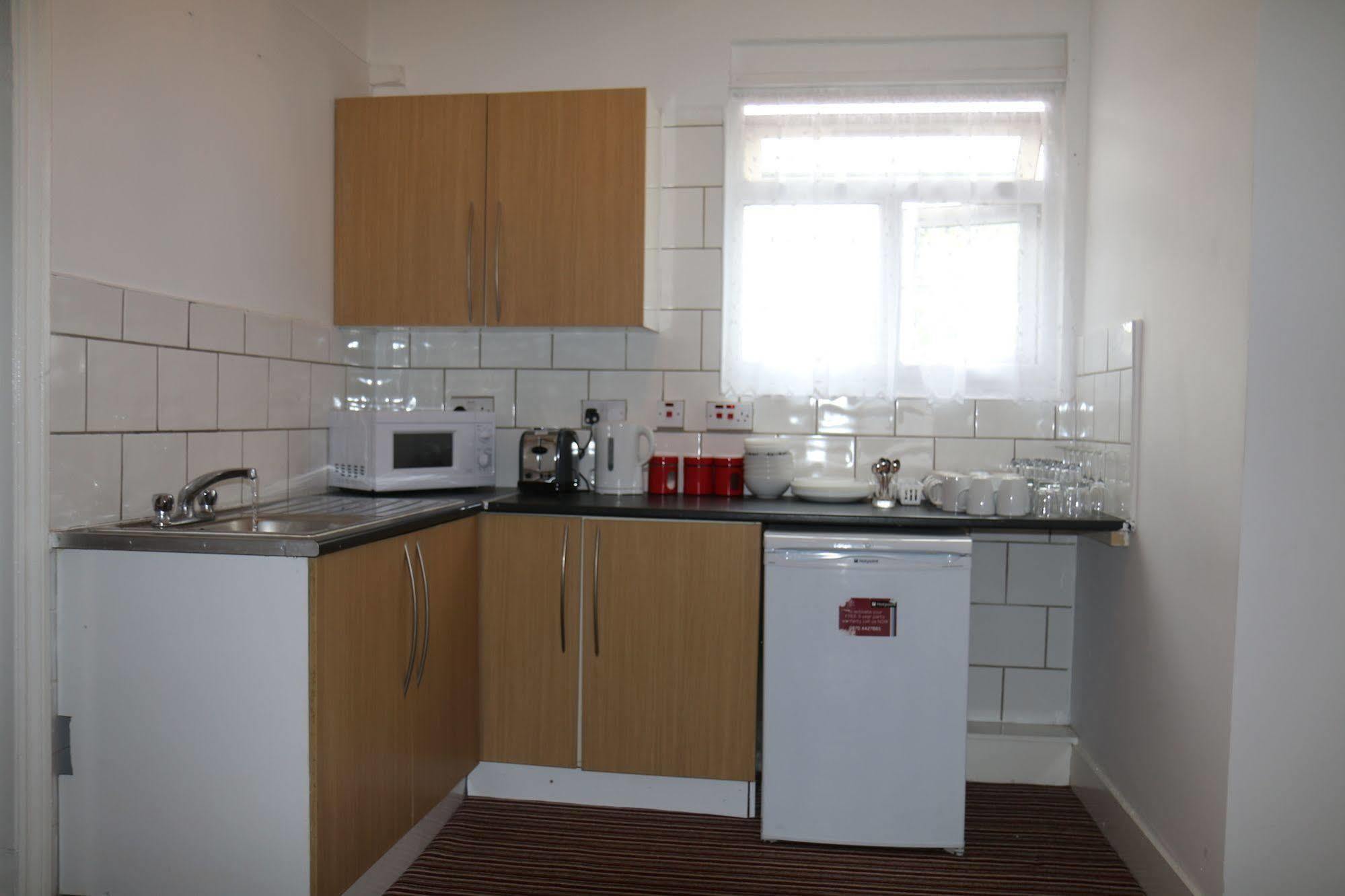 Metro House Star Accommodation 런던 외부 사진